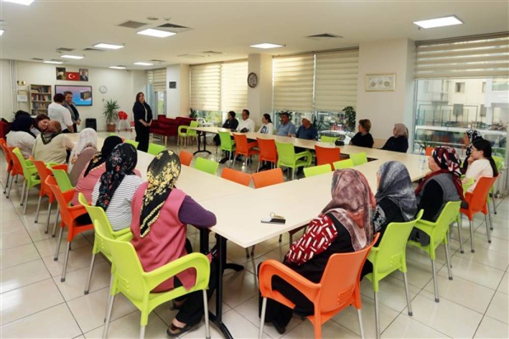 Yenimahalle’de “Travma ile Baş Etme ve Yılmazlık Becerileri” atölyesi başladı