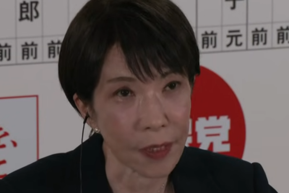 Japonya'daTakaichi, ezici bir se&ccedil;im zaferiyle tarihi bir s&uuml;per &ccedil;oğunluk elde etti