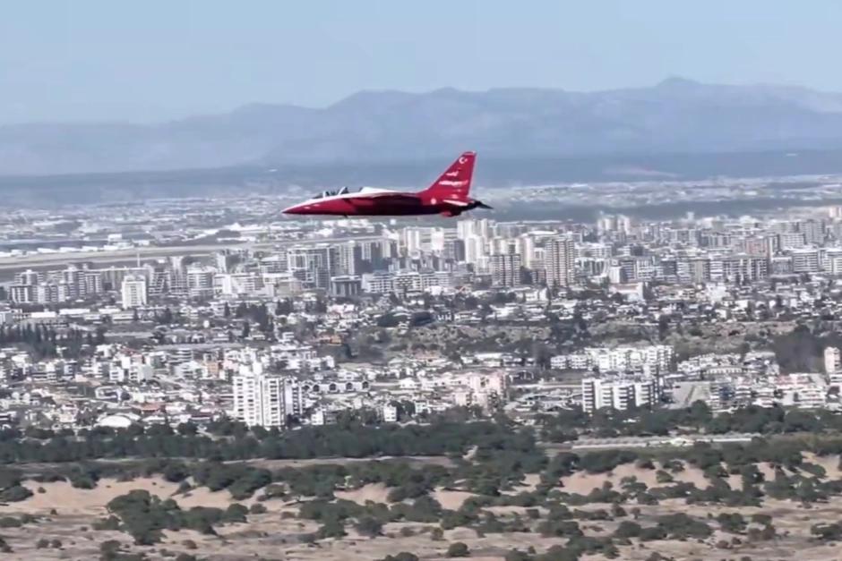 H&Uuml;RJET, Akdeniz &uuml;zerindeki testleri başarıyla ge&ccedil;ti... R&uuml;zgarını Torosların eteğinde estirdi