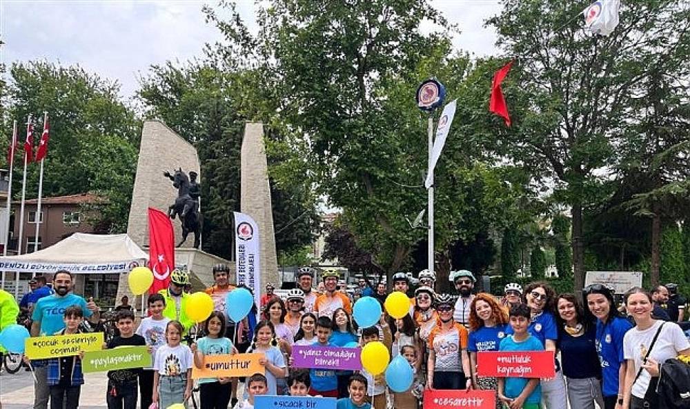 Bisiklet tutkunları, pedallarını TEGV'li çocuklara umut olmak için çevirdi