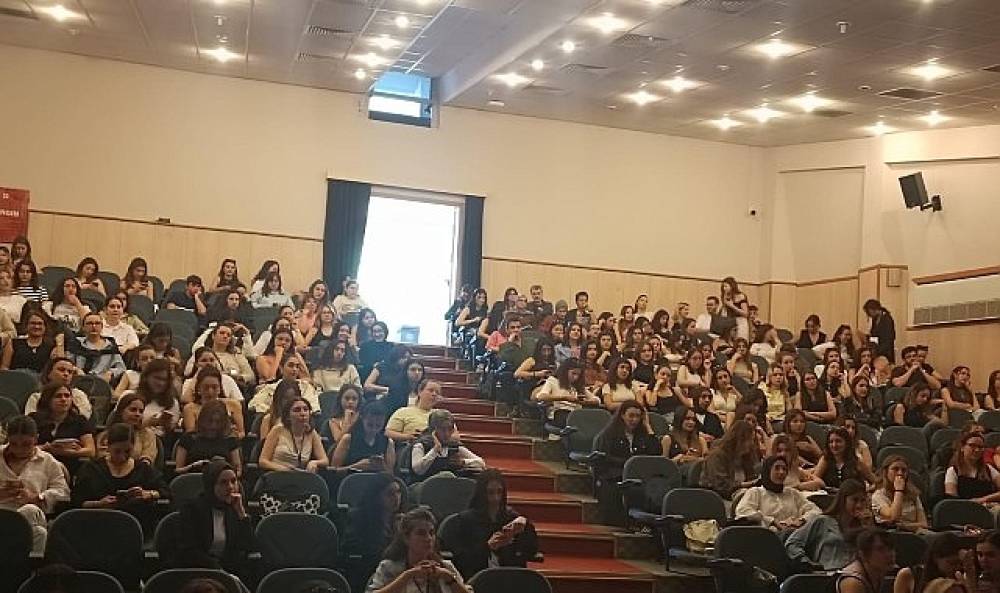 Ege'de “1.Uluslararası Sağlık Yaşam ve Beslenme Öğrenci Kongresi" düzenlendi