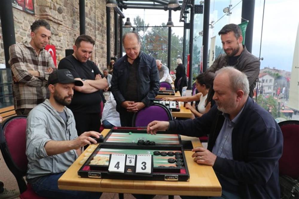 Kapanca Sokak Festivali’nde tavla turnuvası yapıldı 