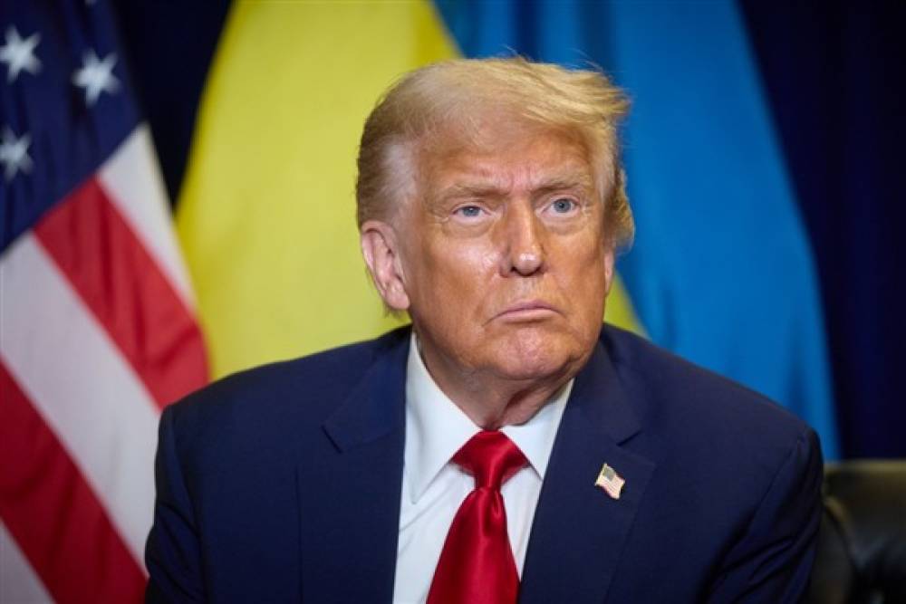 Trump: Vergi indirimlerine ve sınır g&uuml;venliğine karşı oy verdiler