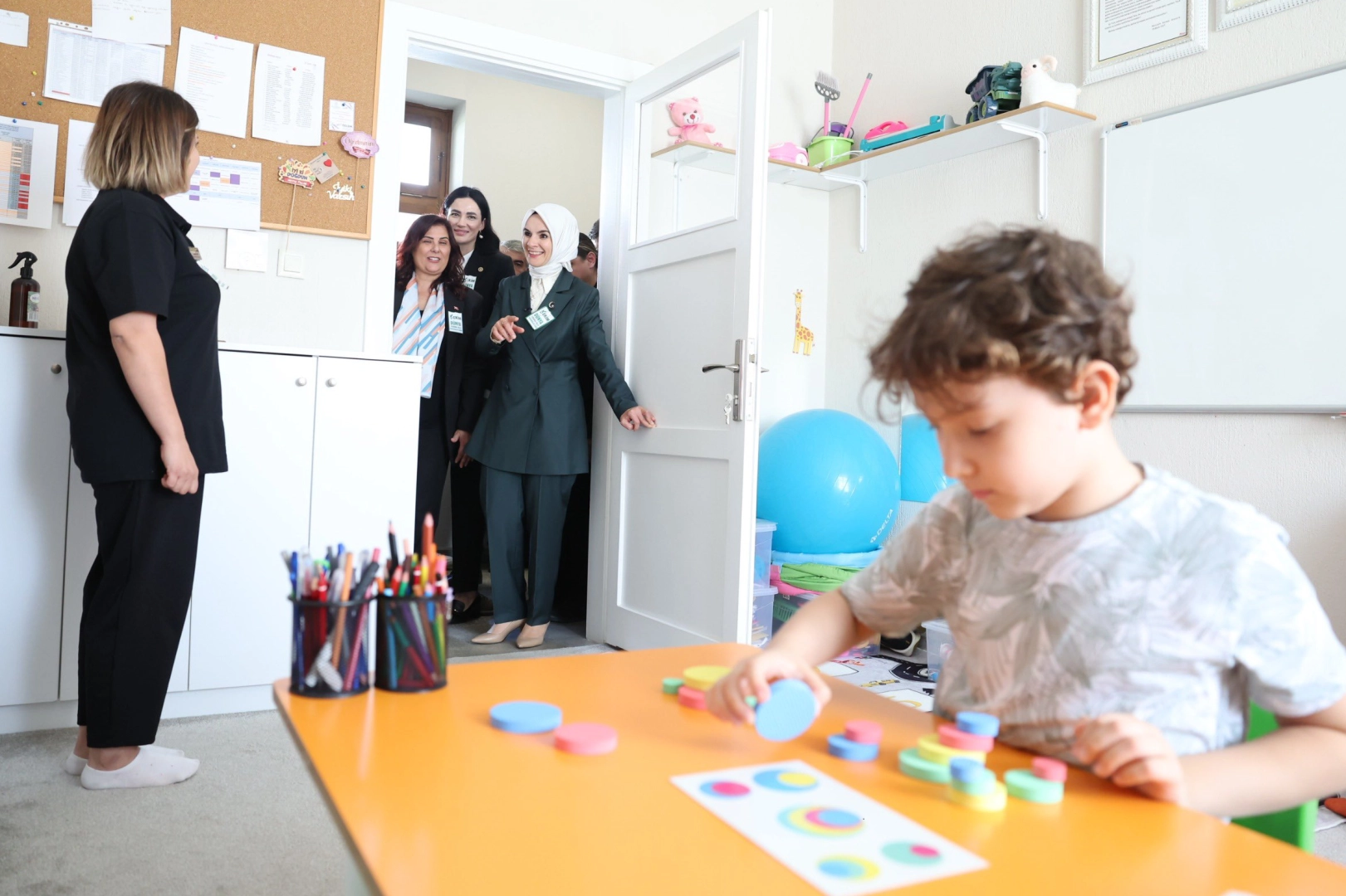 T&uuml;rkiye genelinde otizm farkındalığı Nisan ayı boyunca s&uuml;recek